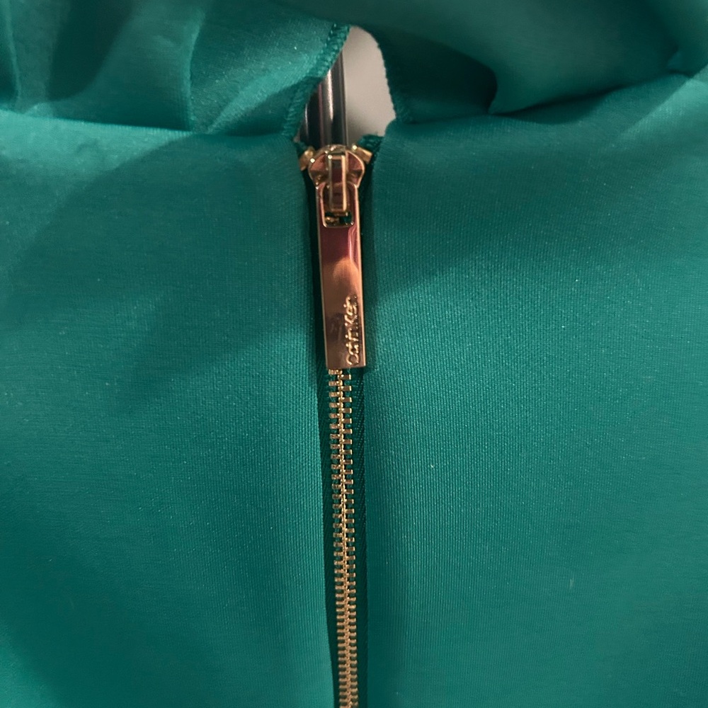 Calvin Klein Women’s Green Cocktail Party Festival Dress NWOT Sz 8 Gold Zipper - Picture 6 of 6